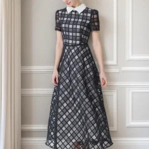 Retro British style Peter Pan collar blouse paired with black checkered net-sheer short-sleeved fitted long dress