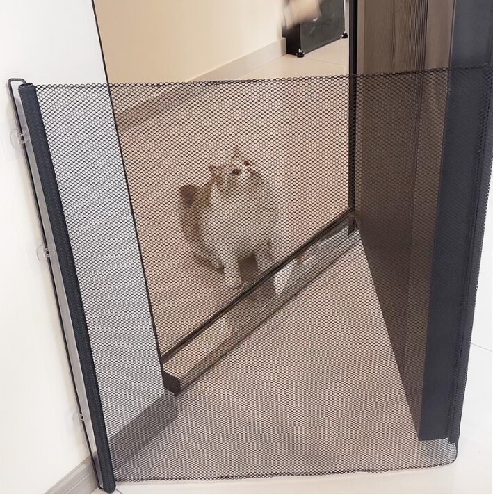 Retractable Pet Dog Gate Safety Guard Folding Baby Toddler Stair Gates Isolation - Image 4