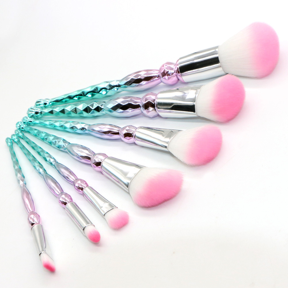 Diamond Makeup Brush Set – Soft Professional Brushes with Storage Tower - Image 2
