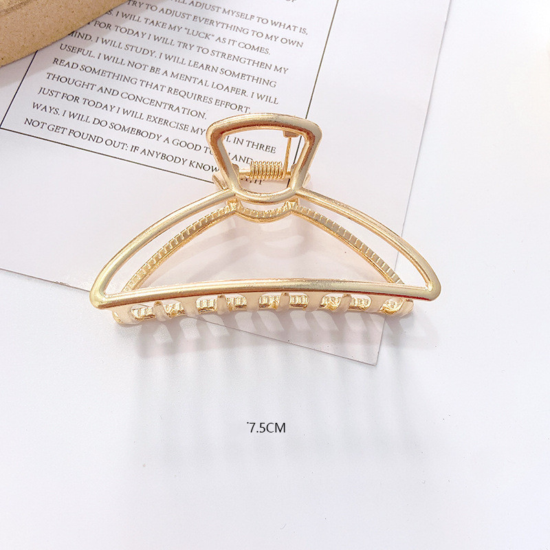 Large Pearl Hair Claw Clip – Elegant Metal Hair Clip for Women - Image 4