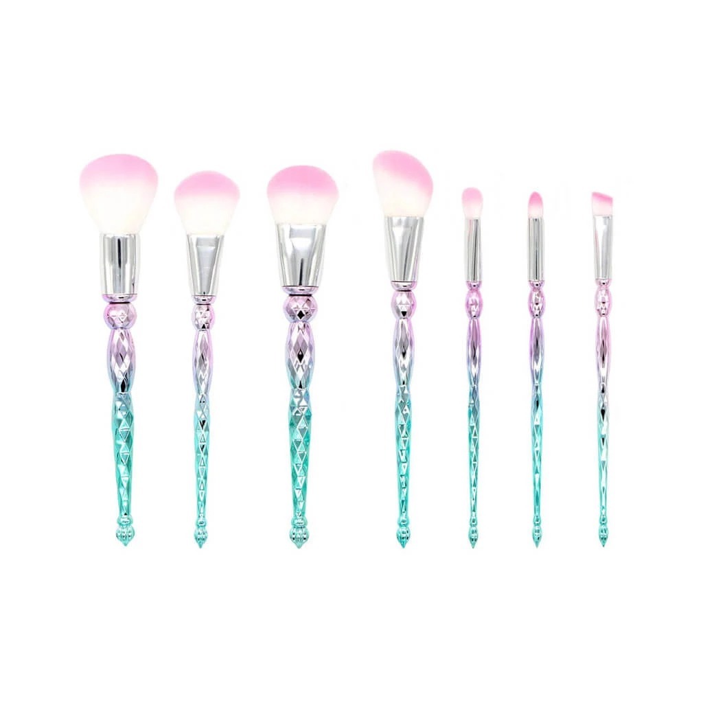 Diamond Makeup Brush Set – Soft Professional Brushes with Storage Tower
