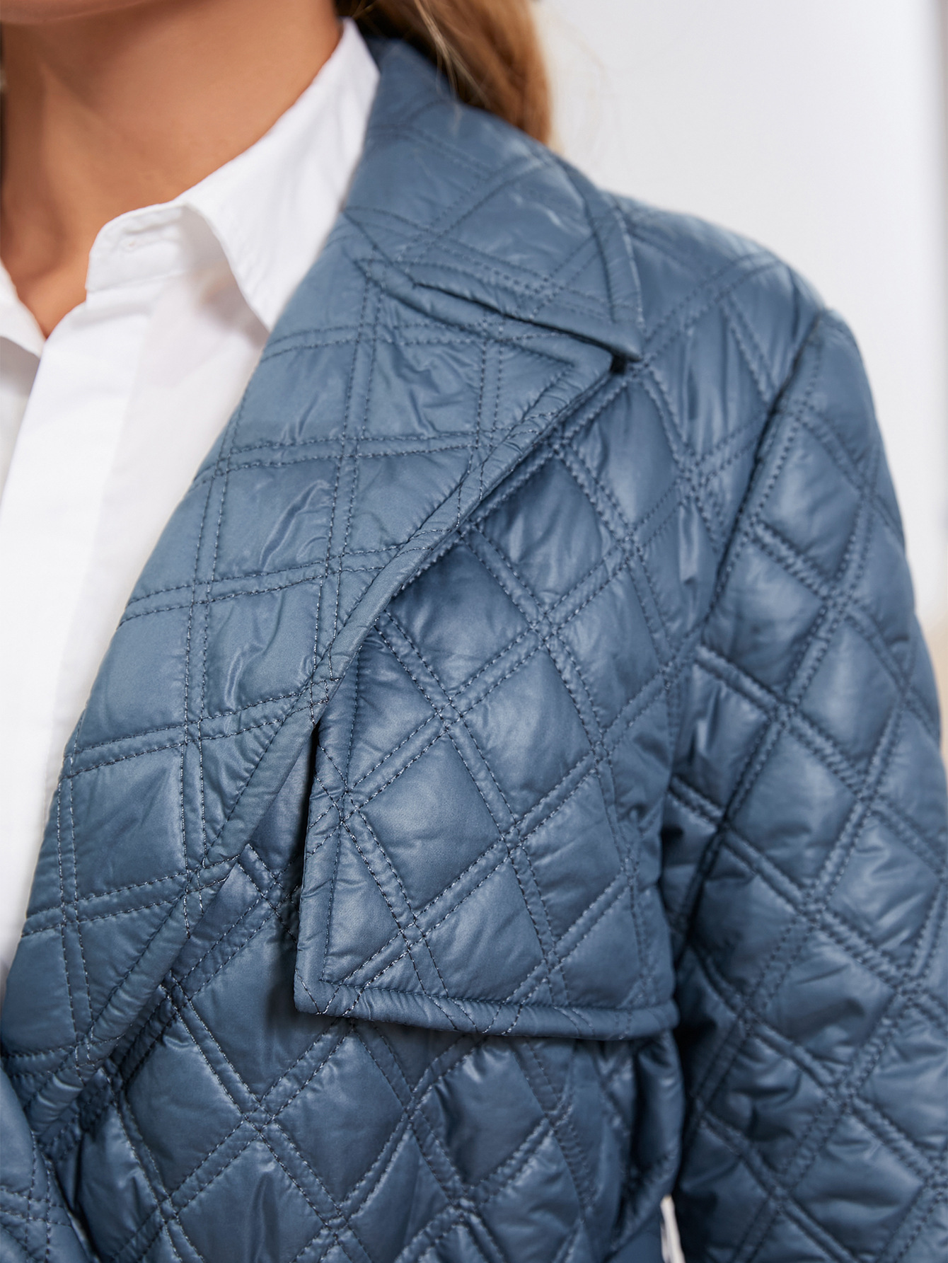 Women's Vintage Lapel Puffer Jacket – Warm Quilted Winter Coat - Image 2