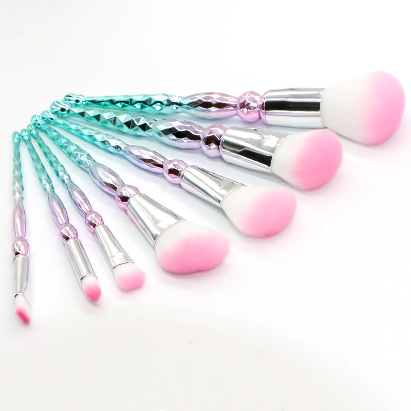 Diamond Makeup Brush Set – Soft Professional Brushes with Storage Tower - Image 4